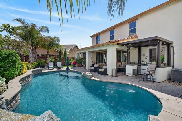 9331 Coral Bell Way, Sacramento, CA 95829