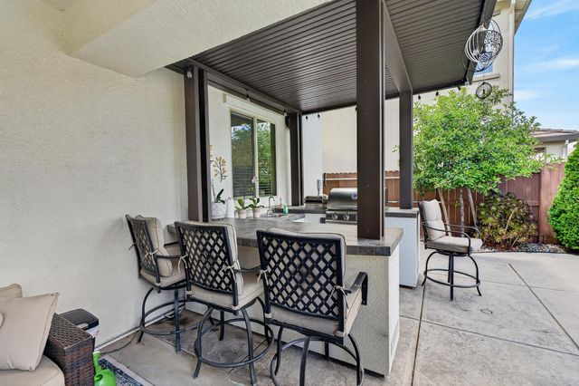 9331 Coral Bell Way, Sacramento, CA 95829