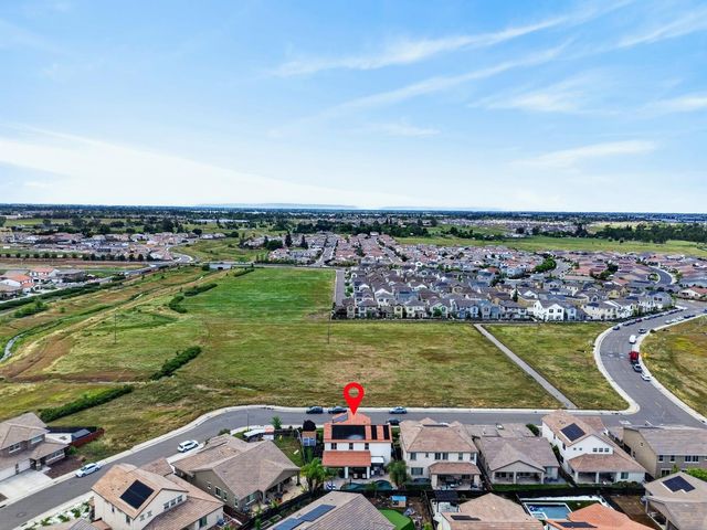 9331 Coral Bell Way, Sacramento, CA 95829