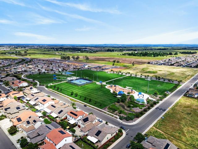 9331 Coral Bell Way, Sacramento, CA 95829