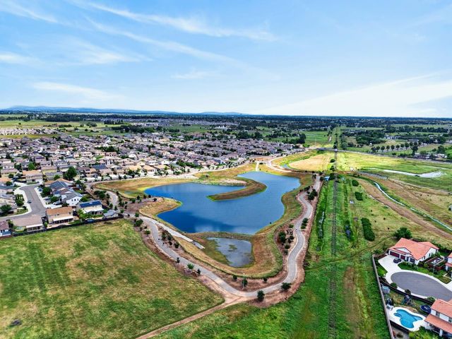 9331 Coral Bell Way, Sacramento, CA 95829