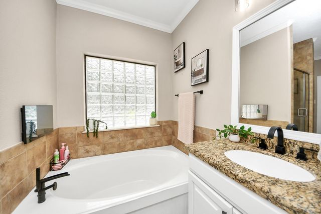 6319 Nowlin Drive, Baytown, TX 77521