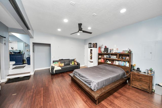 6319 Nowlin Drive, Baytown, TX 77521