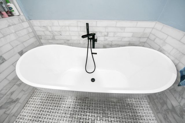 6319 Nowlin Drive, Baytown, TX 77521