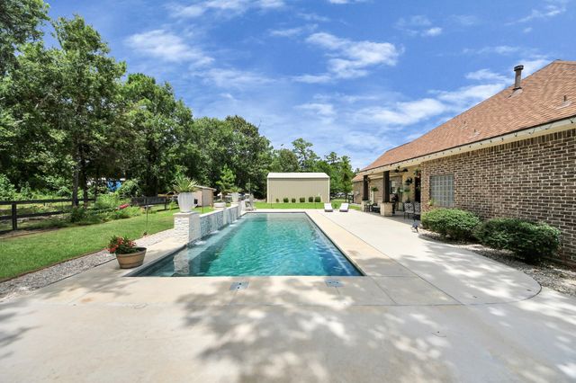 6319 Nowlin Drive, Baytown, TX 77521