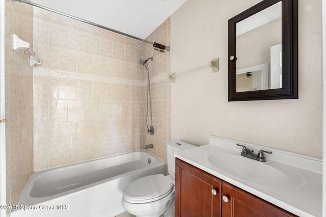 220 Columbia Drive 31, Cape Canaveral, FL 32920