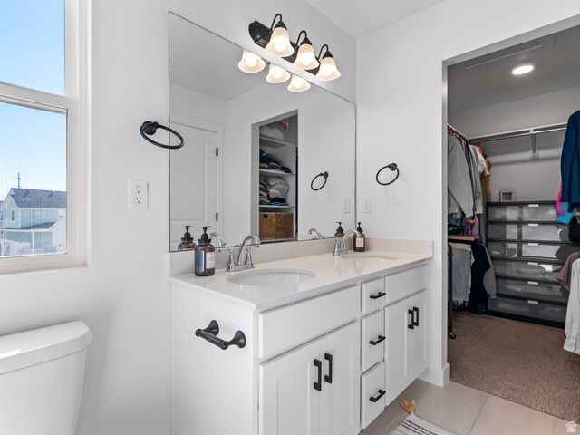 6682 W LEANDER DR, South Jordan, UT 84009