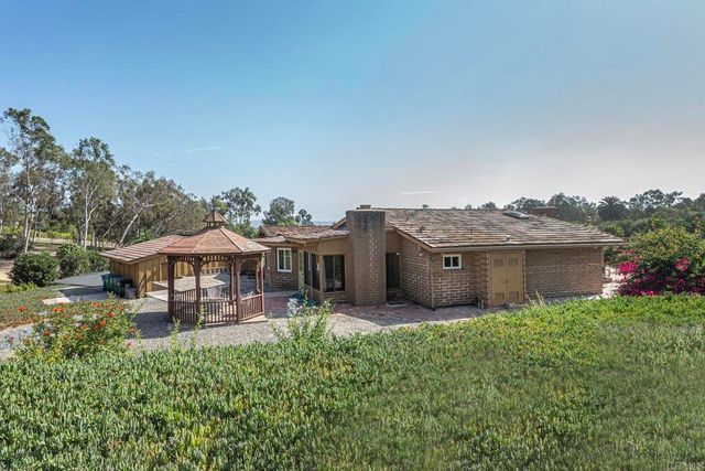 6678 Las Colinas, Rancho Santa Fe, CA 92067