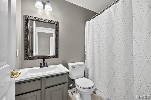 904 Hampshire Heath Drive, O'fallon, MO 63368