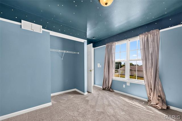 904 Hampshire Heath Drive, O'fallon, MO 63368