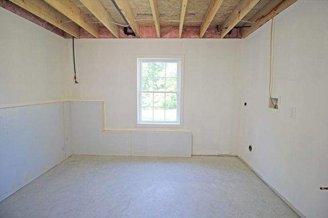 12 Pine Road, Goshen, MA 01032