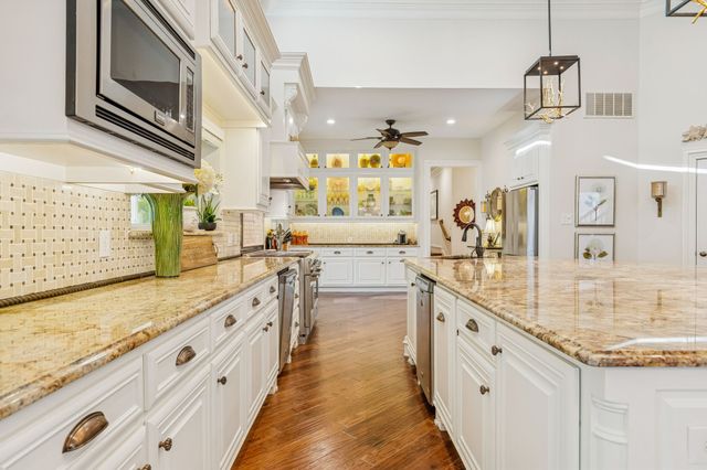 4 Wooded Lane, Allen, TX 75013