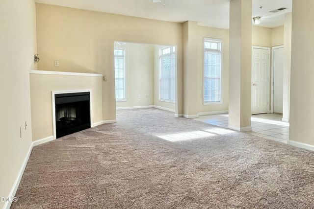 2521 Friedland Place 201, Raleigh, NC 27617