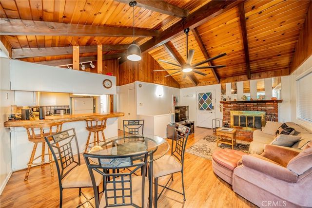 25123 Valle Drive, Crestline, CA 92325