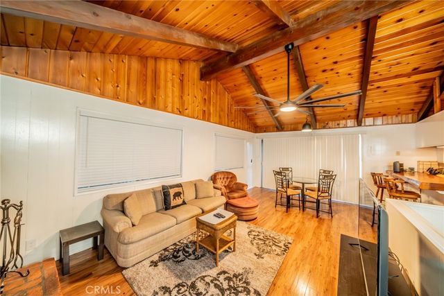 25123 Valle Drive, Crestline, CA 92325