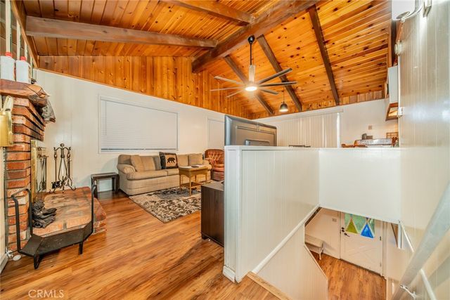 25123 Valle Drive, Crestline, CA 92325