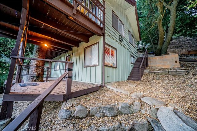 25123 Valle Drive, Crestline, CA 92325