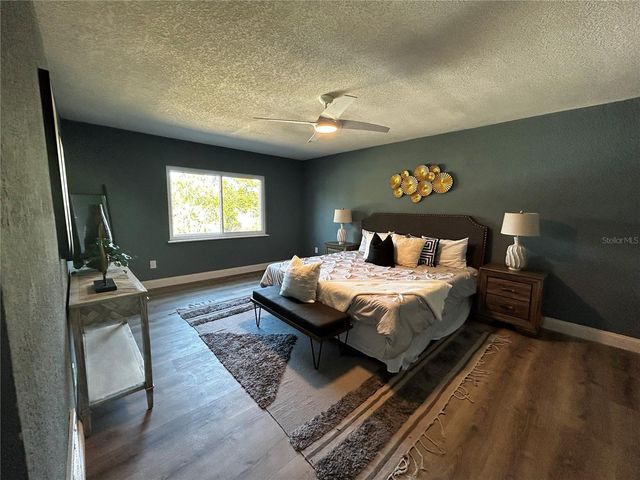 6370 CONNIEWOOD SQUARE, New Port Richey, FL 34653