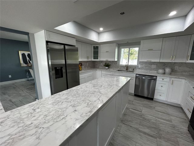 6370 CONNIEWOOD SQUARE, New Port Richey, FL 34653