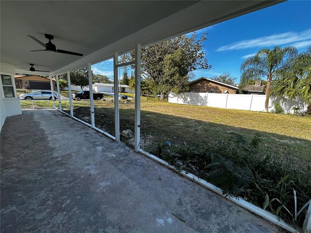 6370 CONNIEWOOD SQUARE, New Port Richey, FL 34653