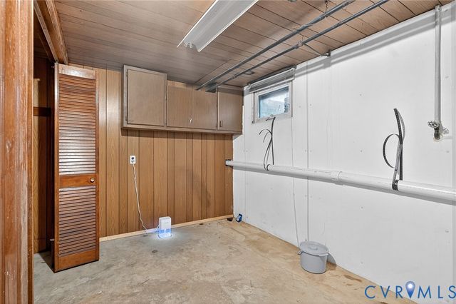 5910 Old Orchard Rd, Henrico, VA 23227