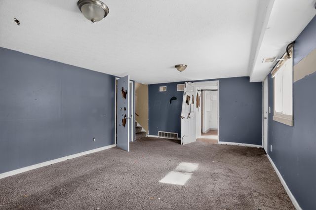 923 Wedgewood Drive, Columbus, OH 43228