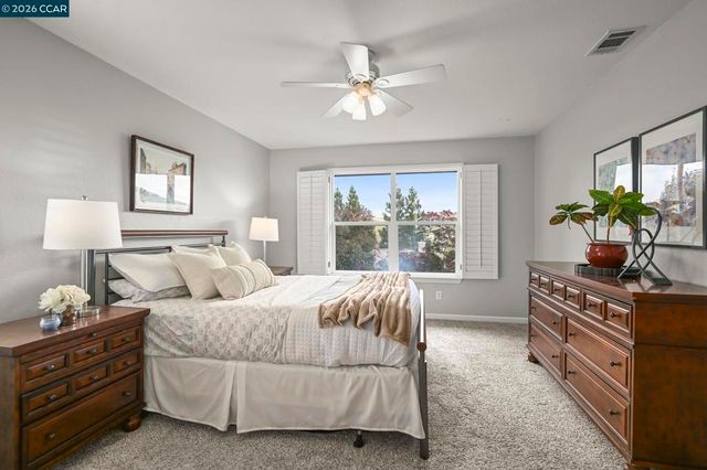 1161 Torrey Pines Pl, Clayton, CA 94517