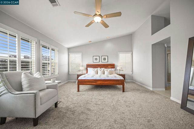 1161 Torrey Pines Pl, Clayton, CA 94517