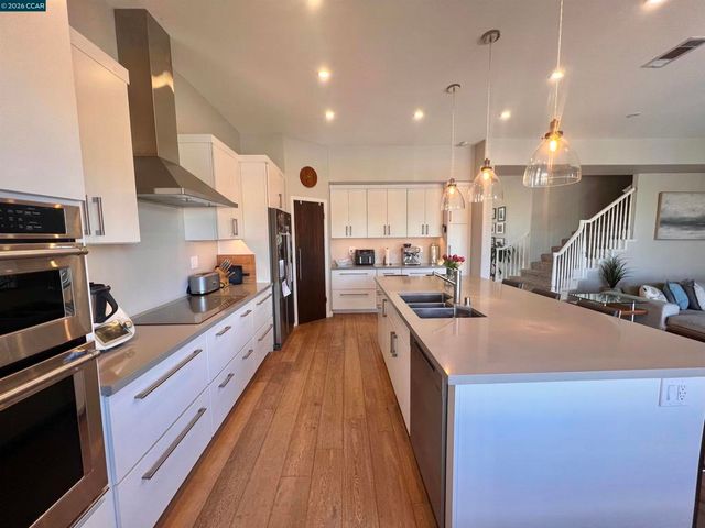 1161 Torrey Pines Pl, Clayton, CA 94517