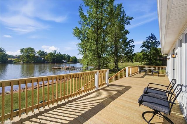449 Island View Drive, Lexington, NC 27292