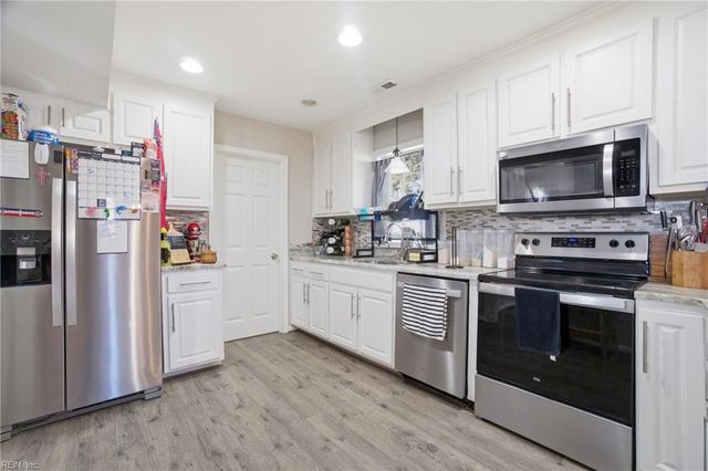 100 Eberly TER, Hampton, VA 23669