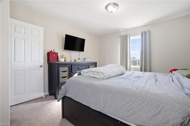 100 Eberly TER, Hampton, VA 23669