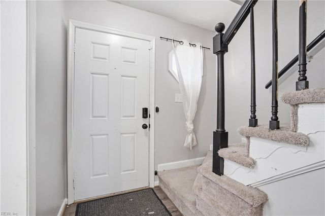 100 Eberly TER, Hampton, VA 23669