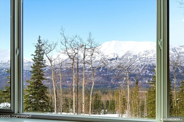 27365 Vantage Avenue, Eagle River, AK 99577
