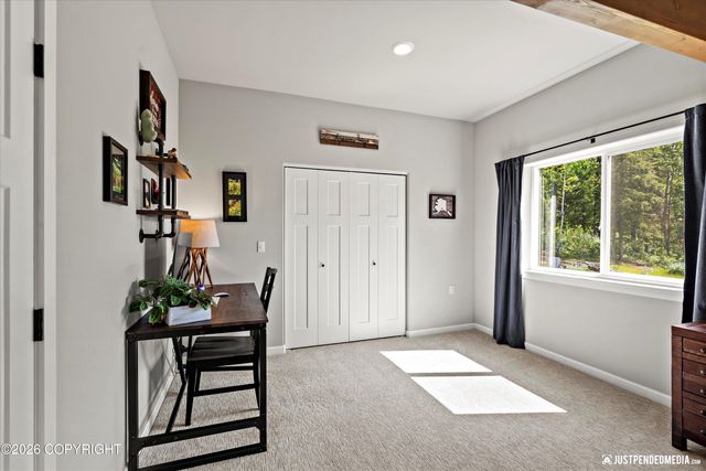 27365 Vantage Avenue, Eagle River, AK 99577