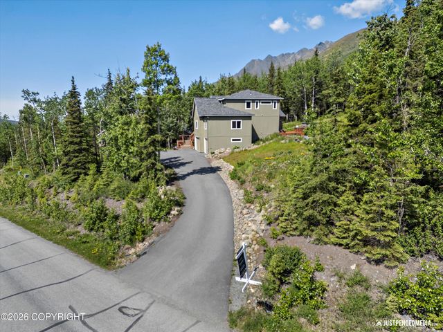27365 Vantage Avenue, Eagle River, AK 99577