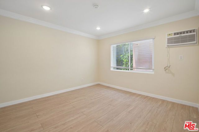 1215 N Hayworth Avenue 206, West Hollywood, CA 90046