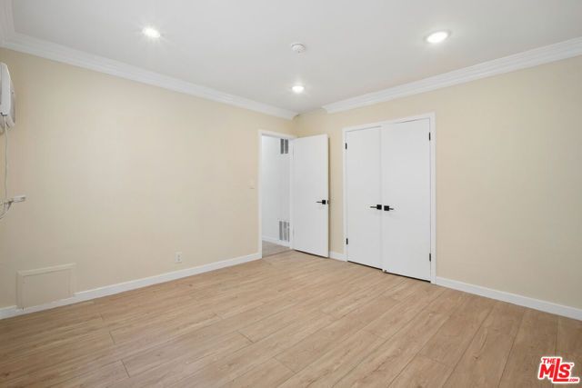 1215 N Hayworth Avenue 206, West Hollywood, CA 90046
