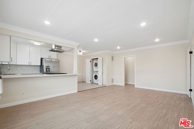 1215 N Hayworth Avenue 206, West Hollywood, CA 90046