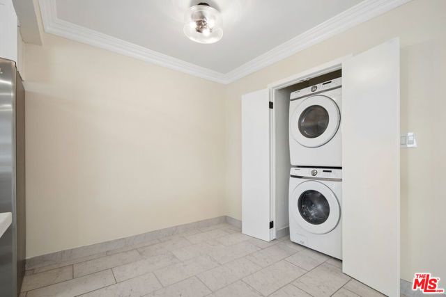 1215 N Hayworth Avenue 206, West Hollywood, CA 90046