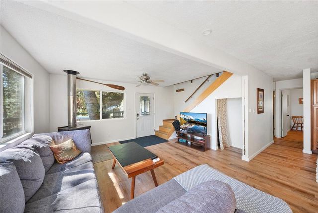 12399 Pawnee Trl, Nevada City, CA 95959