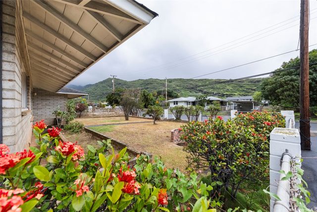 256 Kuliouou Road, Honolulu, HI 96821