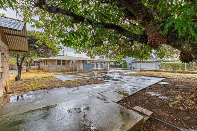 256 Kuliouou Road, Honolulu, HI 96821