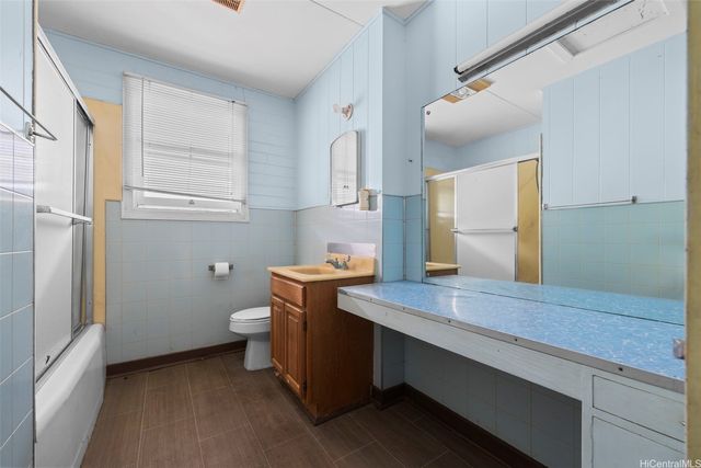 256 Kuliouou Road, Honolulu, HI 96821