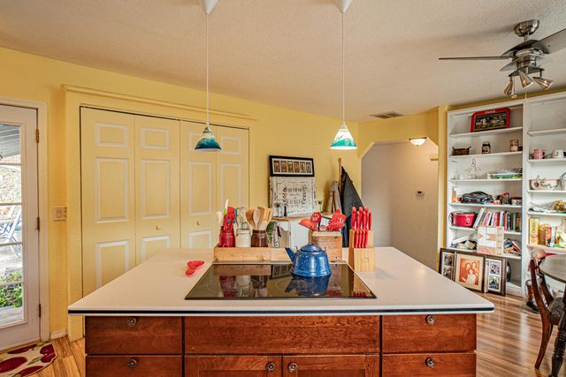 344 Rene Drive, Shady Cove, OR 97539