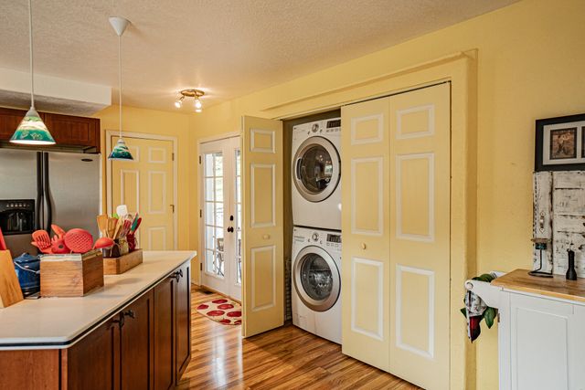 344 Rene Drive, Shady Cove, OR 97539