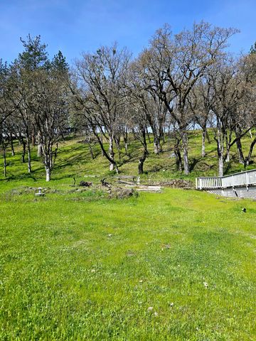 344 Rene Drive, Shady Cove, OR 97539