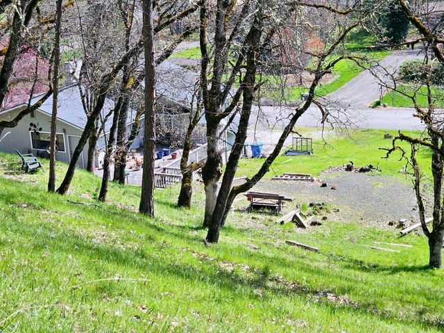 344 Rene Drive, Shady Cove, OR 97539