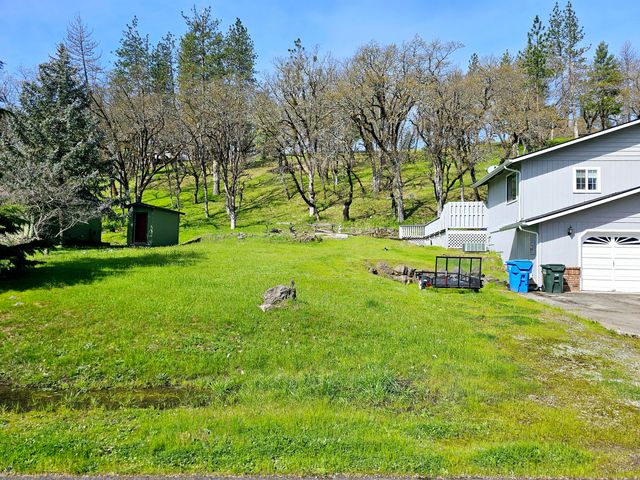344 Rene Drive, Shady Cove, OR 97539