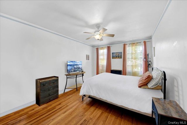 932 Neill Avenue, Bronx, NY 10462